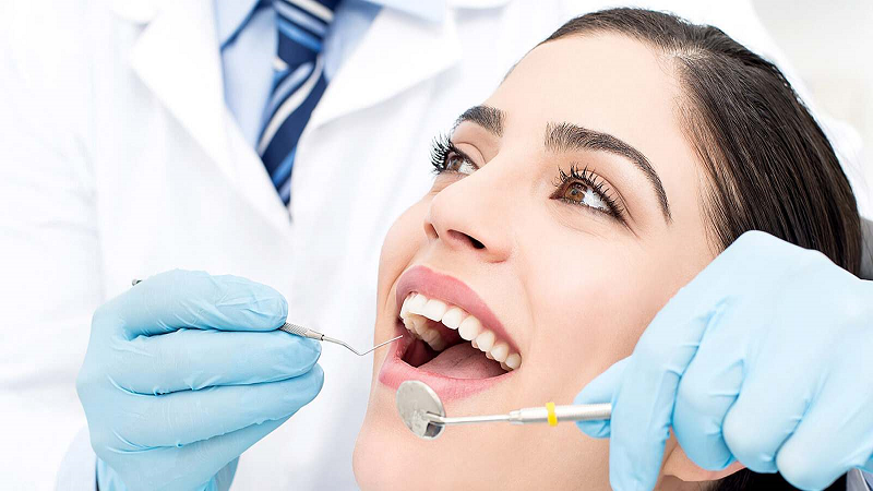 متخصص ترمیم و زیبایی دندان
